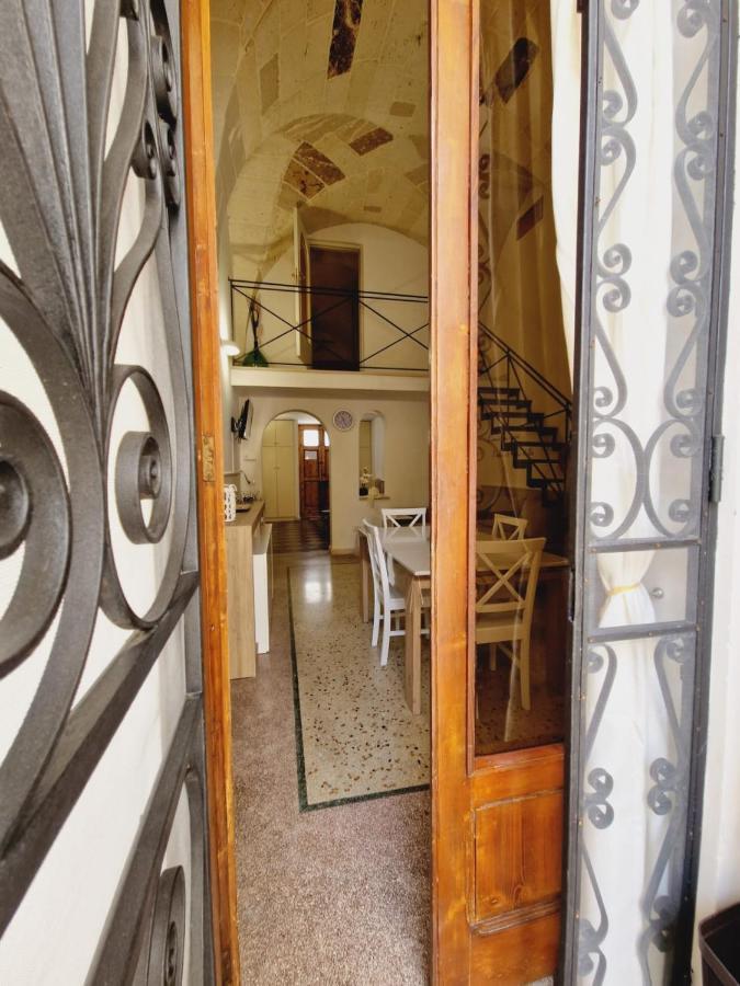 הוילה לצ'ה Casa Dante Deliziosa Casa A Due Passi Dal Centro מראה חיצוני תמונה