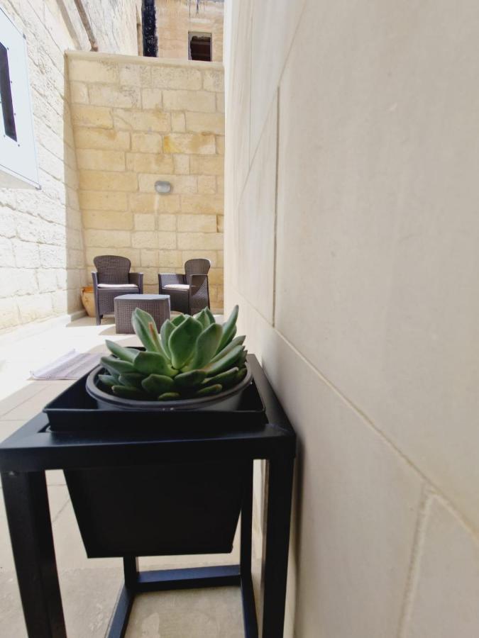 הוילה לצ'ה Casa Dante Deliziosa Casa A Due Passi Dal Centro מראה חיצוני תמונה
