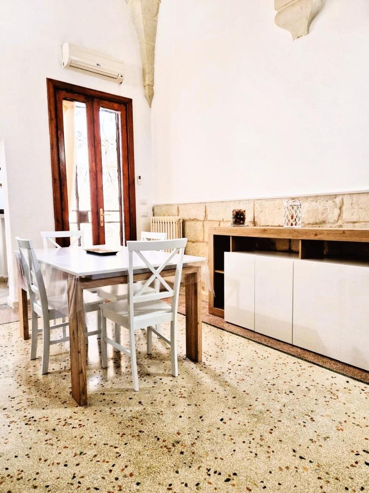 הוילה לצ'ה Casa Dante Deliziosa Casa A Due Passi Dal Centro מראה חיצוני תמונה
