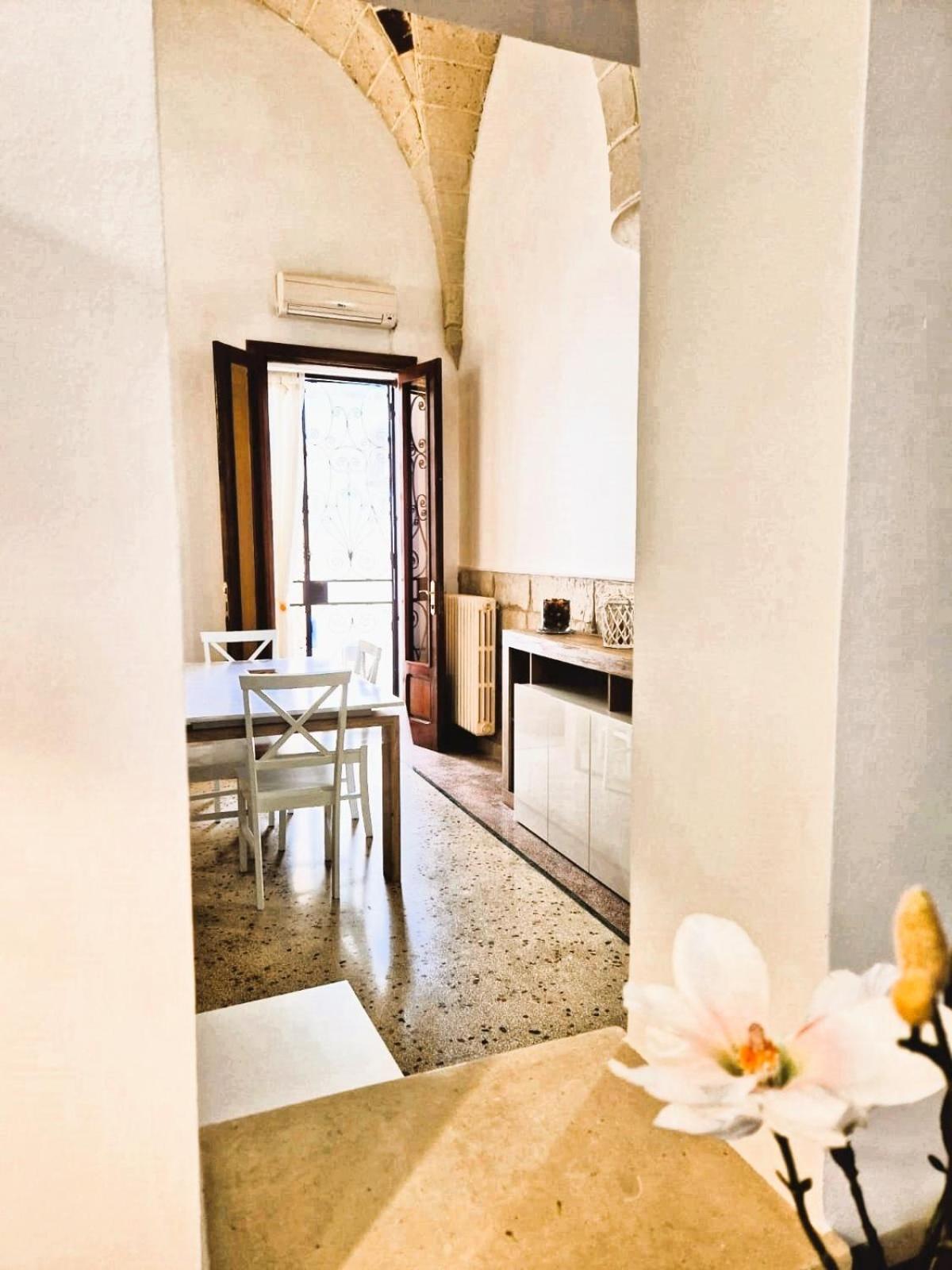 הוילה לצ'ה Casa Dante Deliziosa Casa A Due Passi Dal Centro מראה חיצוני תמונה