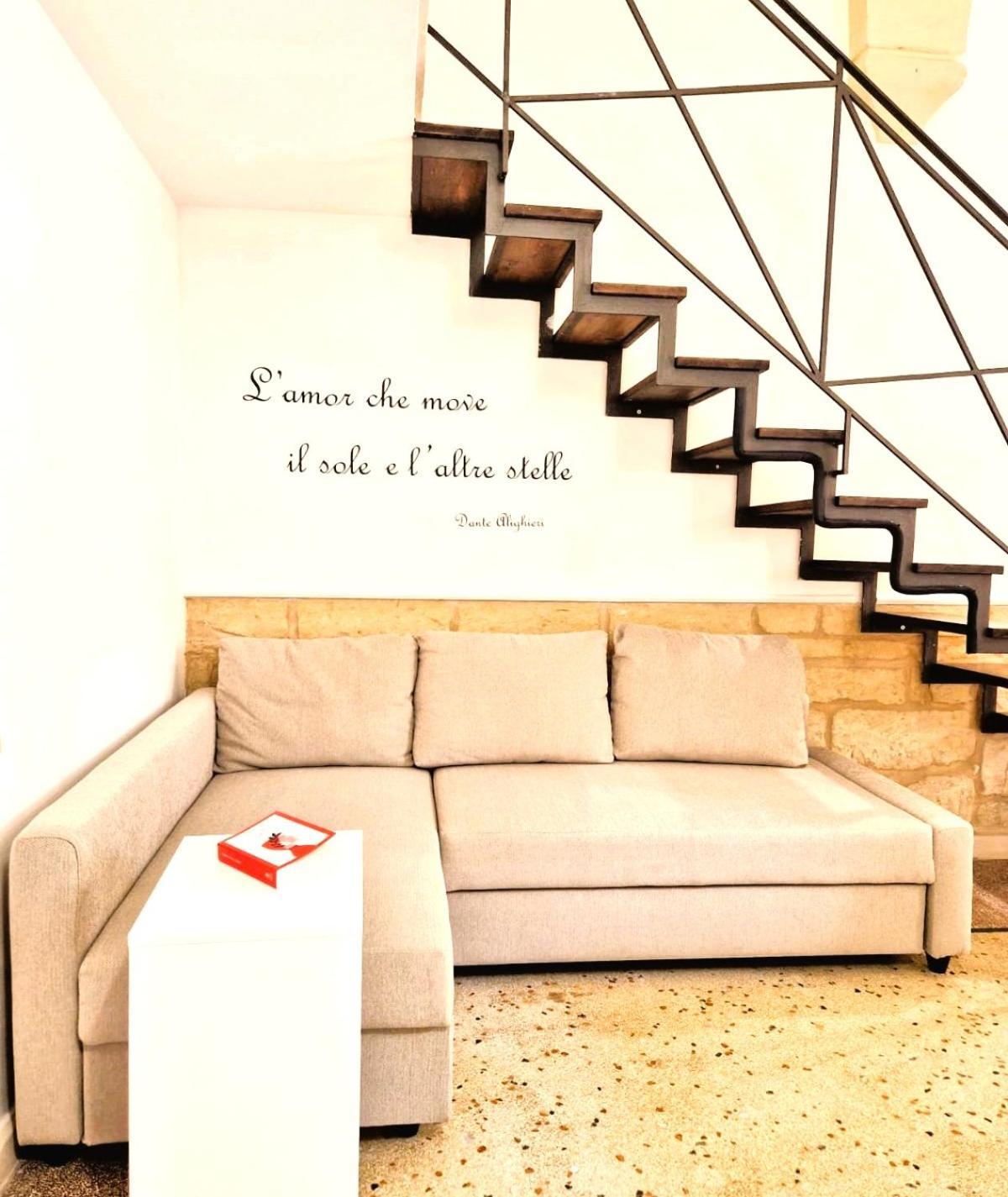 הוילה לצ'ה Casa Dante Deliziosa Casa A Due Passi Dal Centro מראה חיצוני תמונה